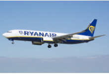 ГВА се самосезира по случая, при който Ryanair свали майка от самолет и я раздели с детето й