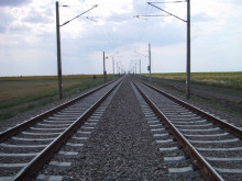 Министерството на транспорта и съобщенията подкрепя разследването на Европейската прокуратура за нарушения в два железопътни проекта