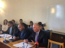 Министър Росен Желязков: България ще инициира подписване на споразумение с Европейската агенция за авиационна безопасност