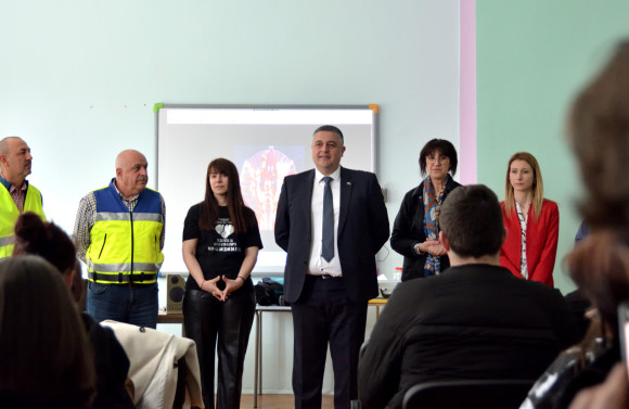 Deputy Minister Dimitar Nedyalkov participated in a discussion on road safety with students from a school in the capital